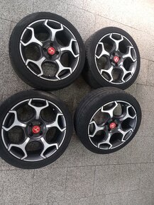 Abarth Grande punto fiat disky kola 7JX17 ET39 raritní