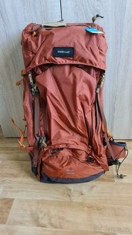 Turistický batoh Forclaz MT 500 Air 60 + 10 l