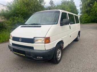 Vw transporter t4 2,4d rok 2000 6mist long
