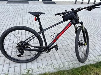 Trek Marlin 5 jako nový ( velikost m/l )
