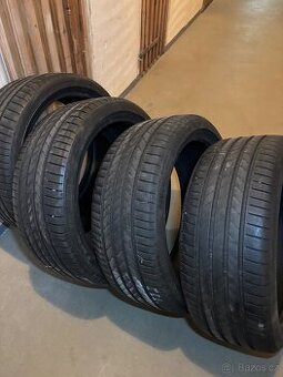 Letní pneu 225/40  R19 93Y Bridgestone