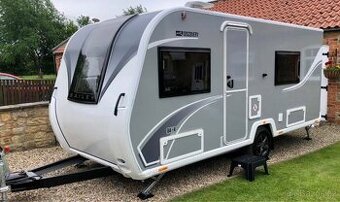 Anglický karavan Bailey Discovery D4-4 r.v. 2022   4 místní