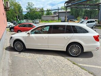 Škoda Superb 2 L&K 125kw dsg Webasto DAB,TV
