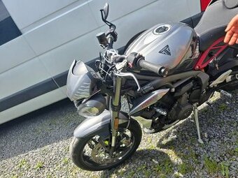 Triumph speed triple 765rs - 1
