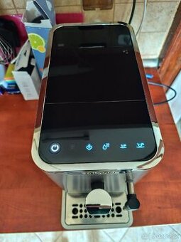 Prodám automatický kávovar Sencor SES 8010CH