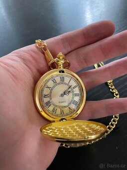 Vreckové hodinky Quartz – zlatá farba, elegantný retro štýl