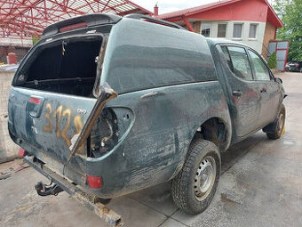 Mitsubishi L200 2,5DID 100kw kód motora: 4D56