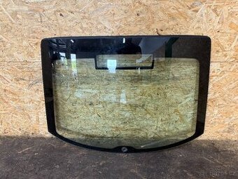 ZADNÍ OKNO VÍKA KUFRU ŠKODA OCTAVIA 2 SEDAN FACELIFT