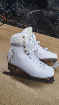 Dámské lední brusle Crowned LUXURY