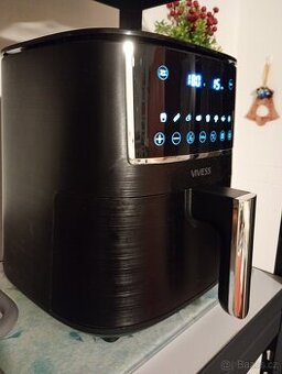 Horkovzdušná fritéza Vieves