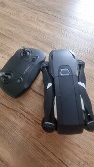 Dron yuneec mantis G