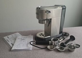 Pákový kávovar DeLonghi EC 685 v záruce