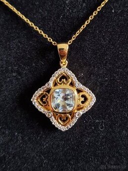 Stříbrný řetízek s nádher. přívěskem s bílým a modr.topazem