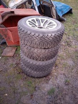 Disky s pneu Nissan patrol