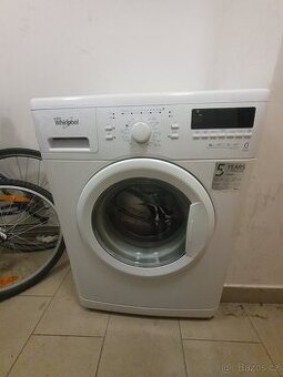 Pračka Whirlpool