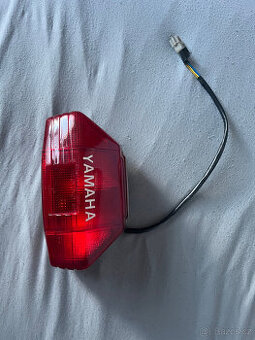 Zadní světlo na Yamahu XJ 600 (1986)