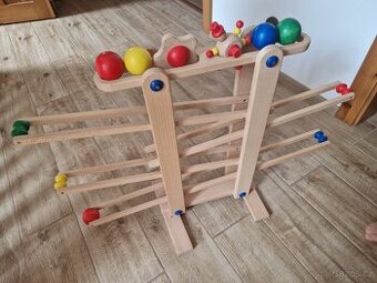 Kuličová dráha Trihorse