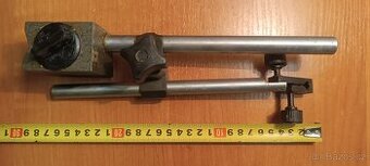 MAGNETICKÝ STOJÁNEK