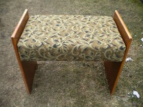 přebytky 1.věci ze dřeva