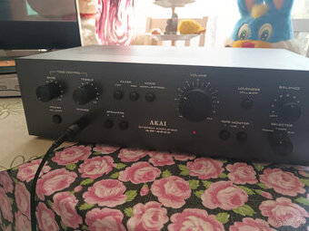 AKAI AM 2200
