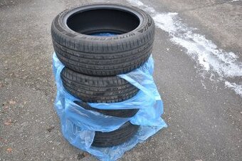 4ks letní pneu 235/45R18 – 2 Nové + 2 na dojetí.