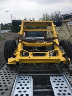 Zadní náprava z vozu Transporter 6