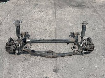 Opel Astra J combi zadní náprava