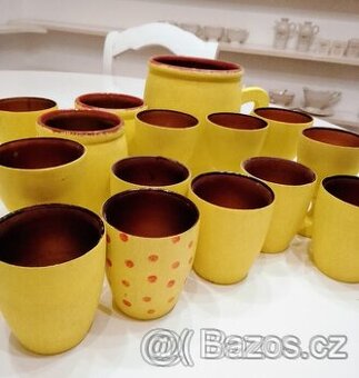 HRAČKY – DŘEVĚNÉ NEROZBITNÉ POHÁRKY A ČÍŠE I PRO NEJMENŠÍ