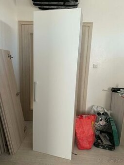 Skříň 190x58x22