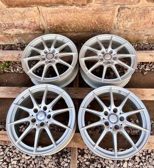 5x112 R17 originál alu Mercedes A B CLA
