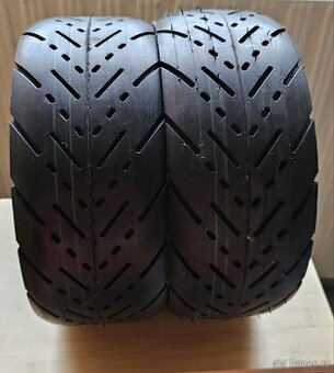 2ks 11" silnicni  pneu 90/65/6.5