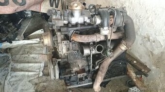 Motor Land Rover Defender 2,5 TD 63 kW nebo 51 kW