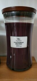 Svíčka WOODWICK Spiced Blackberry - 1