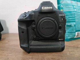 Canon 1D MARK II  X