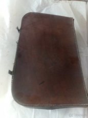 Kožený starožitný kufr - 1