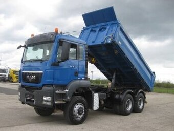 Sklápěč 6x6
