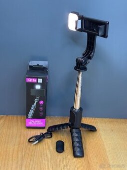 Selfie tyč + stativ + světlo + dálkový Bluetooth ovladač NEW