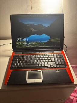 Asus herni stary - 1