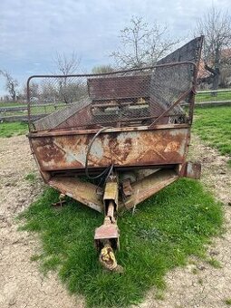 Rozmetadlo hnoje RUR-5