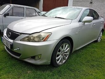 LEXUS IS 220D-ALE20L-kůže,NAVI,kamera,manuál.