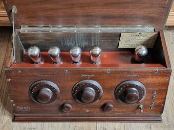 Starožitné rádio Chelsea Super-Five 5, USA, 1925, 5 lampovka