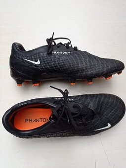 Kopačky Nike Phantom 40