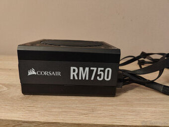 Modulární ATX zdroj CORSAIR RM750, 80 PLUS Gold, herní PC