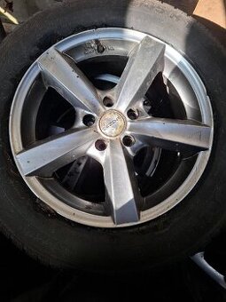 Prodám 4 ks starších kol s AL diskem na Honda CRV Dezent