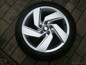 letní alu Golf VIII Octavia III Michelin 17" 95%