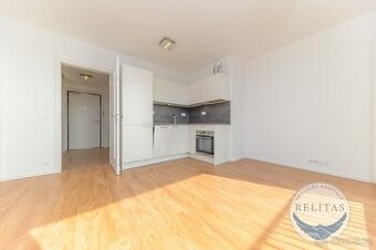 Pronájem bytu 2+kk/B + GS, 53,2 m², u stanice metra Opatov