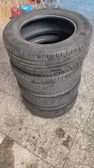 Letní pneu 215/60 r16