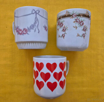 Hrnky retro porcelánové - 1