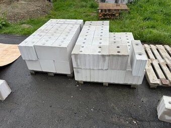 Vpc zbytky ze stavky + saňky 175