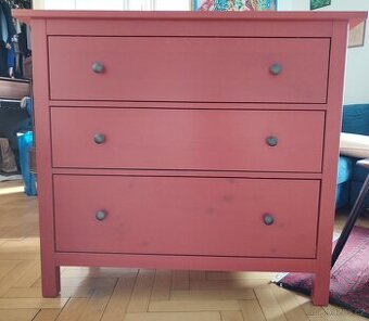 Komoda Hemnes, Ikea